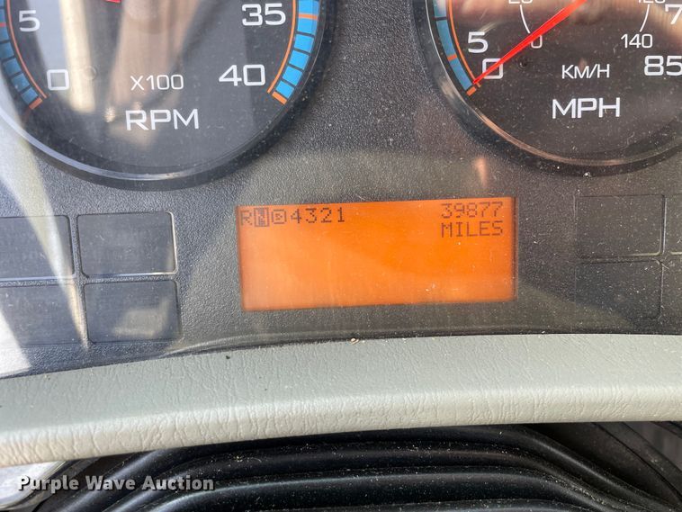 image for item OG9912 2014 International  4400 sewer jetter truck