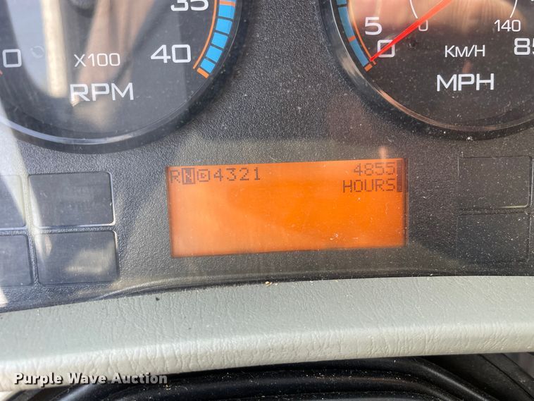 image for item OG9912 2014 International  4400 sewer jetter truck