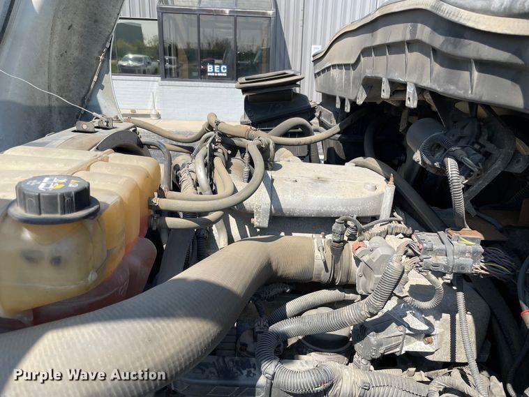 image for item OG9912 2014 International  4400 sewer jetter truck