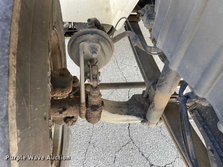 image for item OG9912 2014 International  4400 sewer jetter truck