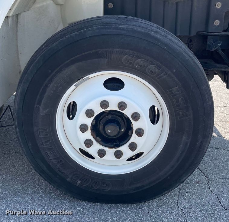 image for item OG9912 2014 International  4400 sewer jetter truck