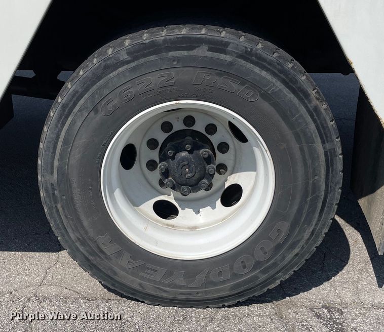 image for item OG9912 2014 International  4400 sewer jetter truck