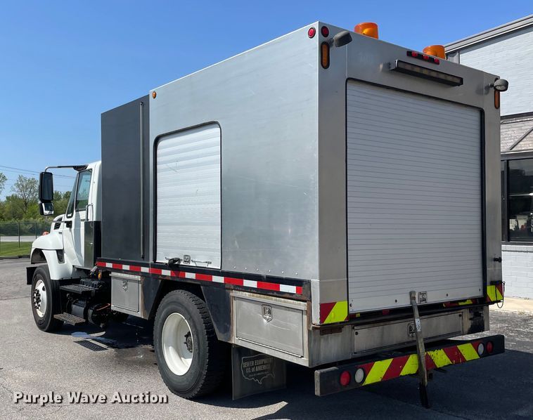 image for item OG9913 2008 International  7400  sewer jetter truck