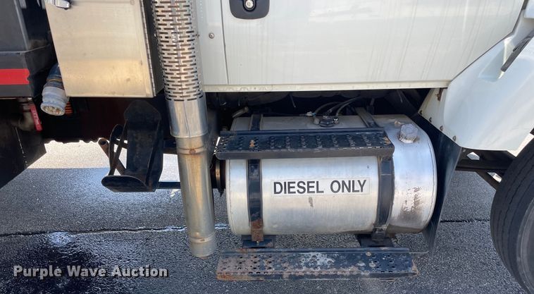 image for item OG9913 2008 International  7400  sewer jetter truck