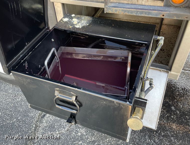 image for item OG9913 2008 International  7400  sewer jetter truck