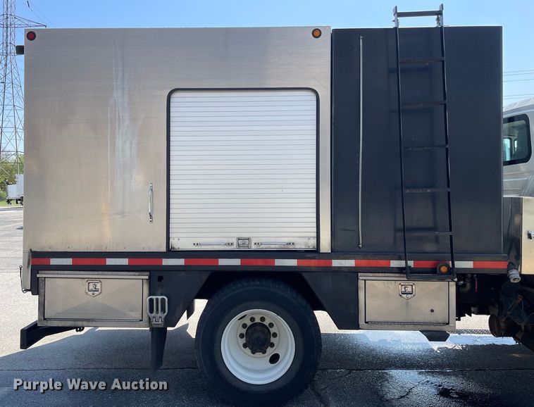 image for item OG9913 2008 International  7400  sewer jetter truck