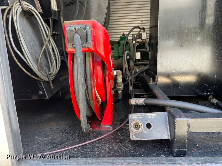 image for item OG9913 2008 International  7400  sewer jetter truck