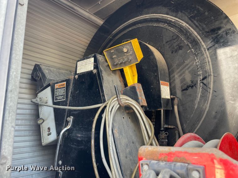 image for item OG9913 2008 International  7400  sewer jetter truck