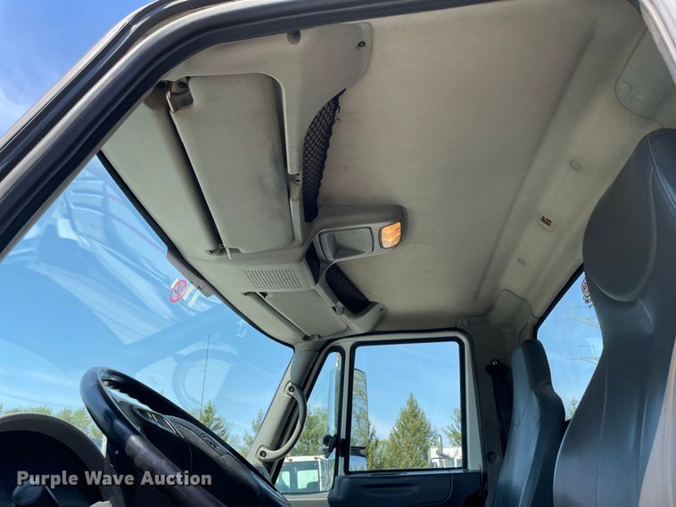 image for item OG9913 2008 International  7400  sewer jetter truck