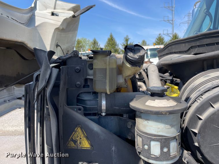 image for item OG9913 2008 International  7400  sewer jetter truck