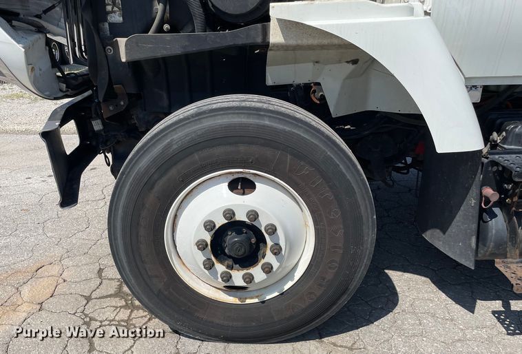 image for item OG9913 2008 International  7400  sewer jetter truck