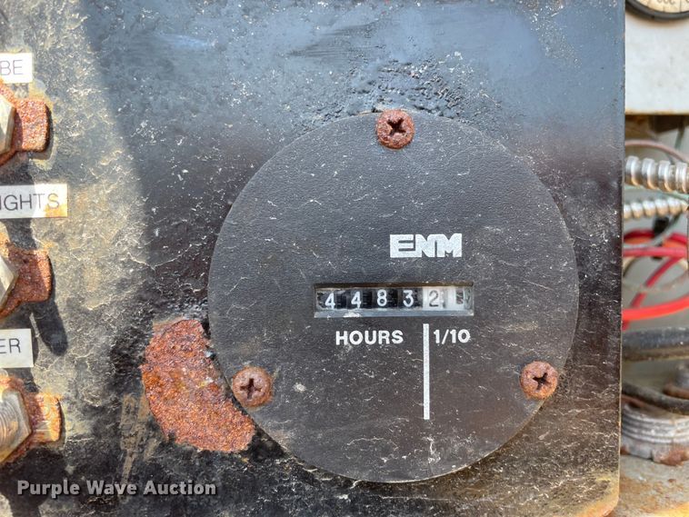 image for item OG9914 2014 Keizer-Morris 8000T asphalt hot box trailer