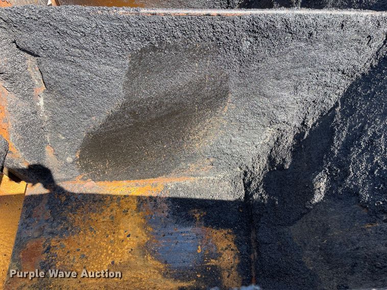 image for item OG9914 2014 Keizer-Morris 8000T asphalt hot box trailer