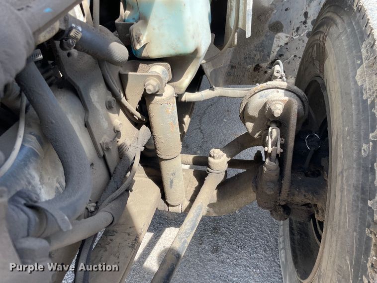 image for item OG9916 2003 International  4400 dump truck