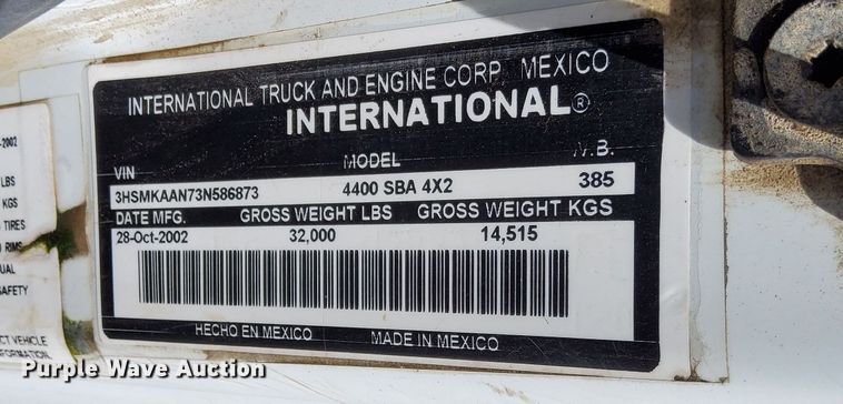 image for item OG9916 2003 International  4400 dump truck