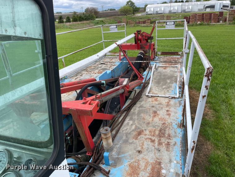 image for item OG9936 Mud Cat SP915 dredge