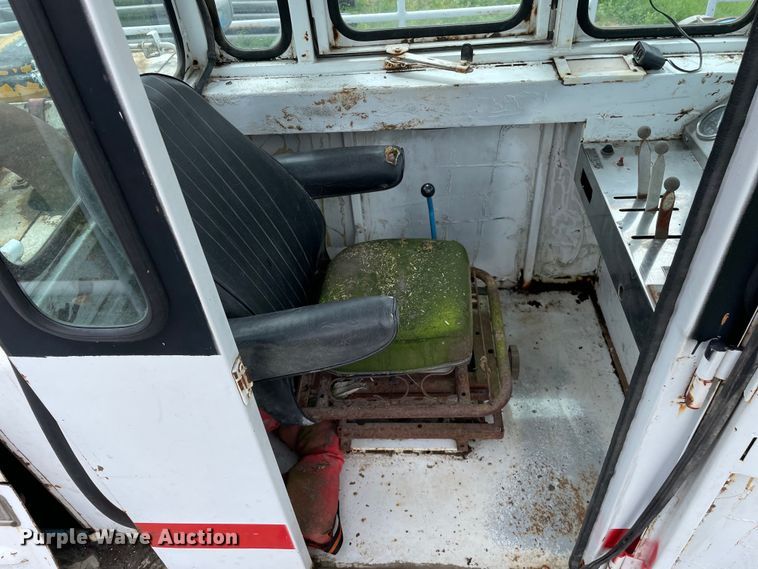 image for item OG9936 Mud Cat SP915 dredge