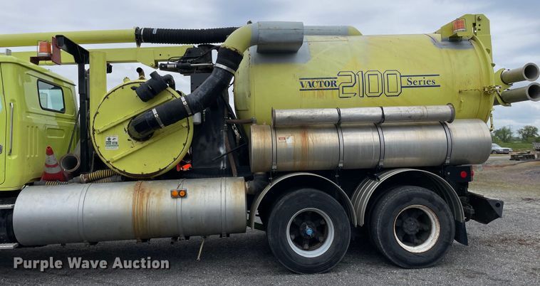 image for item OG9938 1999 Volvo  WG sewer jetter truck