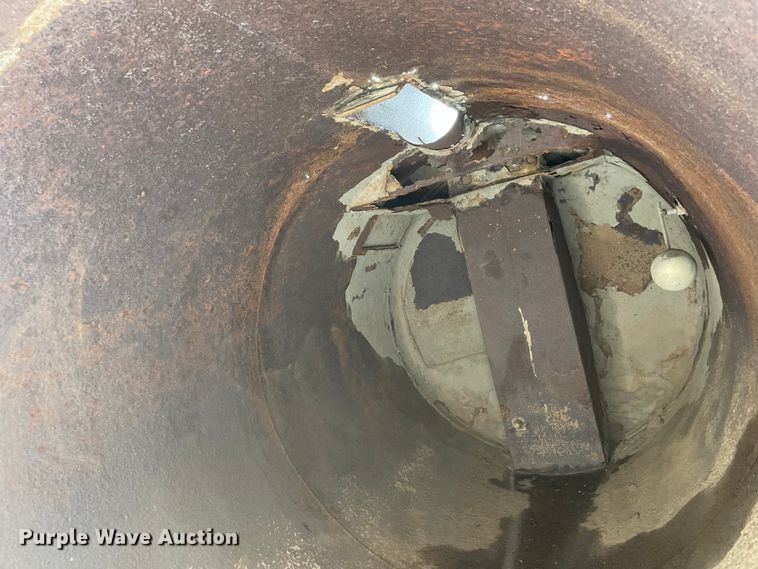 image for item OG9938 1999 Volvo  WG sewer jetter truck