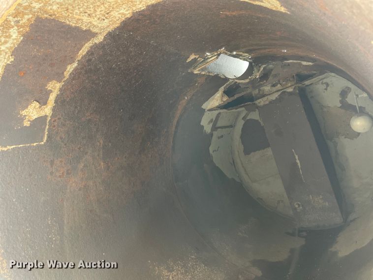 image for item OG9938 1999 Volvo  WG sewer jetter truck