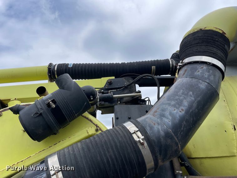 image for item OG9938 1999 Volvo  WG sewer jetter truck