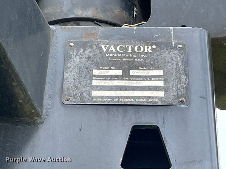 image for item OG9938 1999 Volvo  WG sewer jetter truck