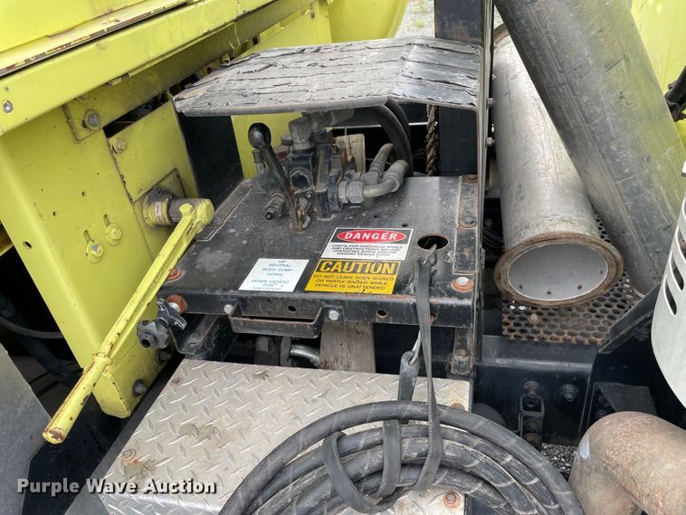 image for item OG9938 1999 Volvo  WG sewer jetter truck