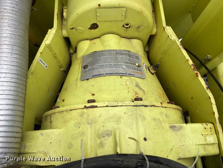 image for item OG9938 1999 Volvo  WG sewer jetter truck