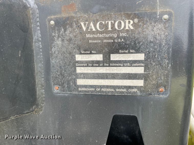 image for item OG9938 1999 Volvo  WG sewer jetter truck