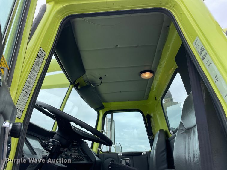 image for item OG9938 1999 Volvo  WG sewer jetter truck