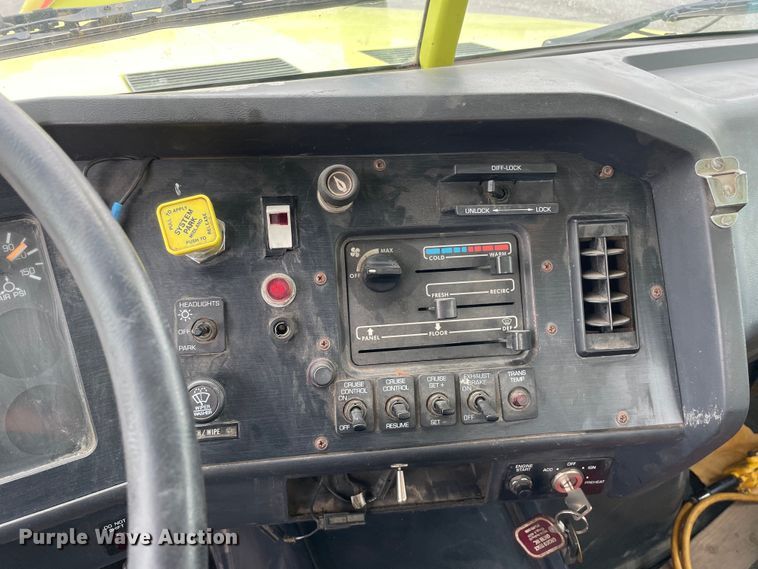 image for item OG9938 1999 Volvo  WG sewer jetter truck