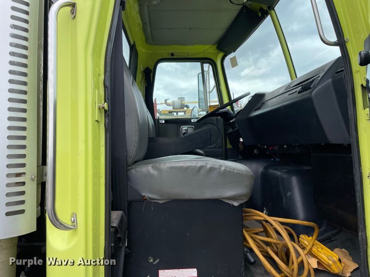 image for item OG9938 1999 Volvo  WG sewer jetter truck