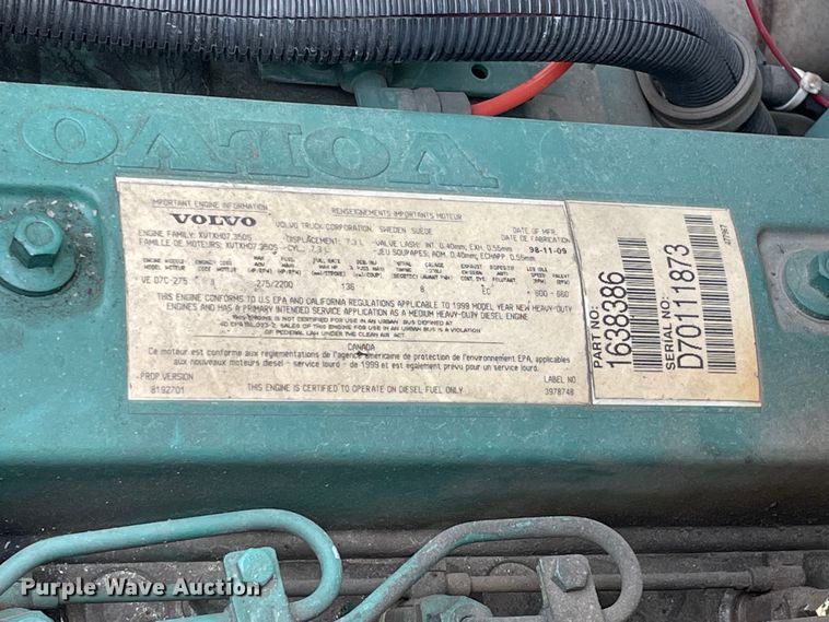 image for item OG9938 1999 Volvo  WG sewer jetter truck