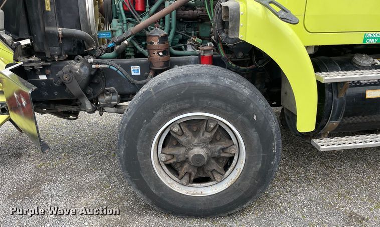 image for item OG9938 1999 Volvo  WG sewer jetter truck