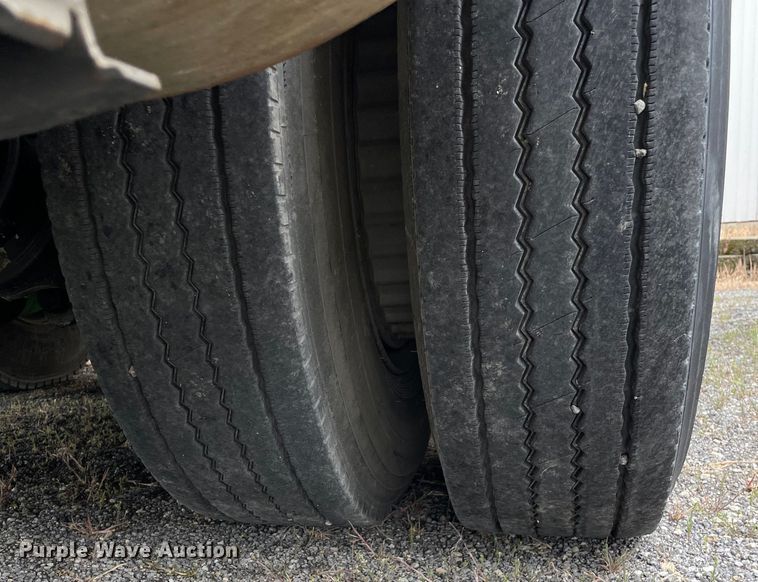 image for item OG9938 1999 Volvo  WG sewer jetter truck