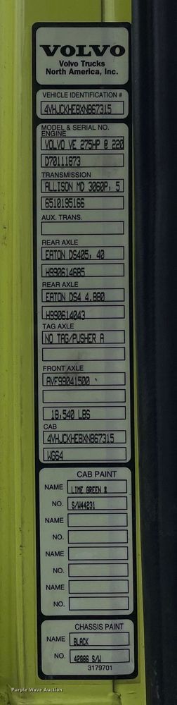 image for item OG9938 1999 Volvo  WG sewer jetter truck