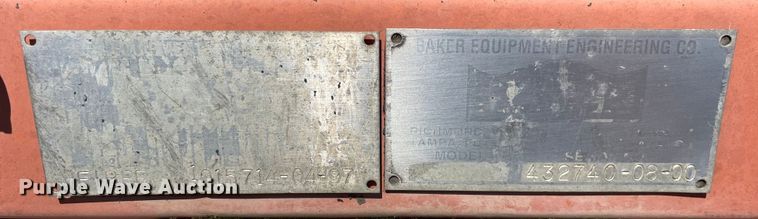 image for item OG9939 1997 International  4800 digger derrick truck