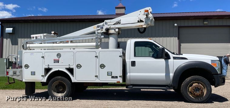 image for item OG9941 2012 Ford F450 Super Duty XL bucket truck