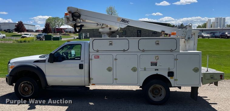 image for item OG9941 2012 Ford F450 Super Duty XL bucket truck