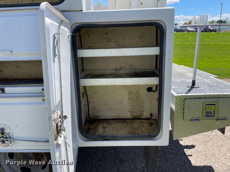 image for item OG9941 2012 Ford F450 Super Duty XL bucket truck