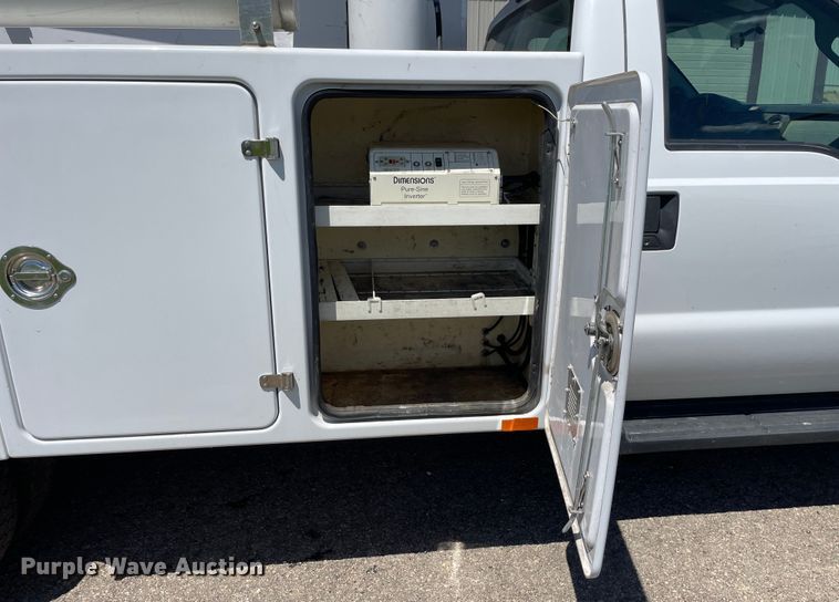 image for item OG9941 2012 Ford F450 Super Duty XL bucket truck