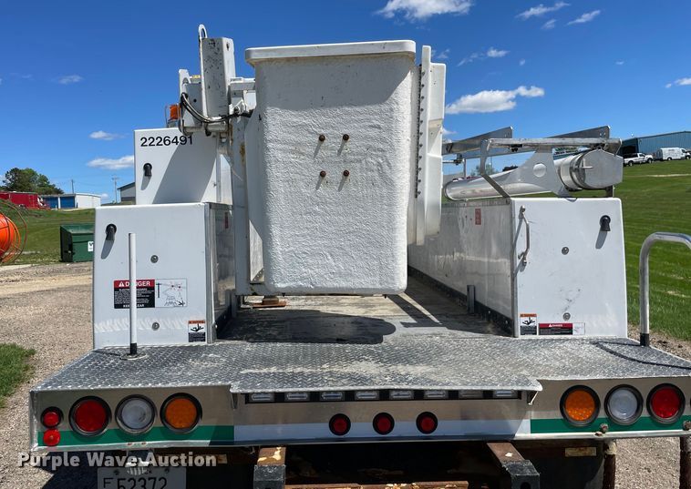 image for item OG9941 2012 Ford F450 Super Duty XL bucket truck