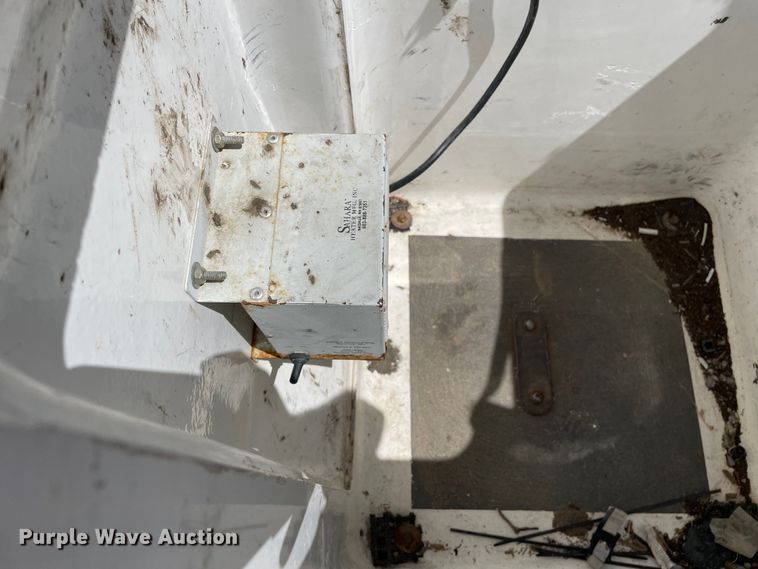 image for item OG9941 2012 Ford F450 Super Duty XL bucket truck