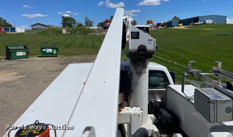 image for item OG9941 2012 Ford F450 Super Duty XL bucket truck