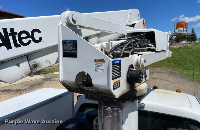 image for item OG9941 2012 Ford F450 Super Duty XL bucket truck