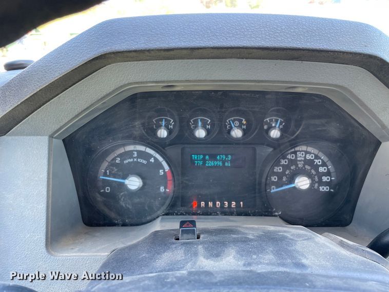 image for item OG9941 2012 Ford F450 Super Duty XL bucket truck