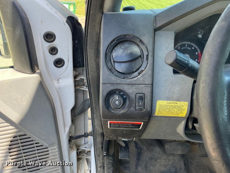 image for item OG9941 2012 Ford F450 Super Duty XL bucket truck