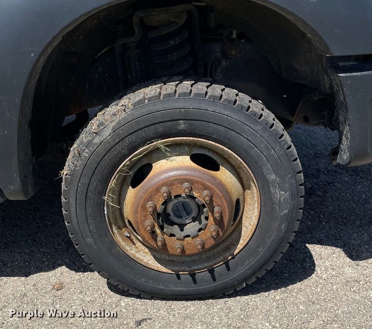 image for item OG9941 2012 Ford F450 Super Duty XL bucket truck