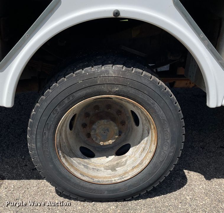 image for item OG9941 2012 Ford F450 Super Duty XL bucket truck