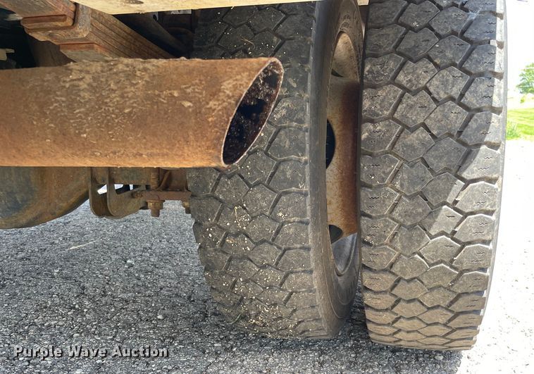 image for item OG9941 2012 Ford F450 Super Duty XL bucket truck